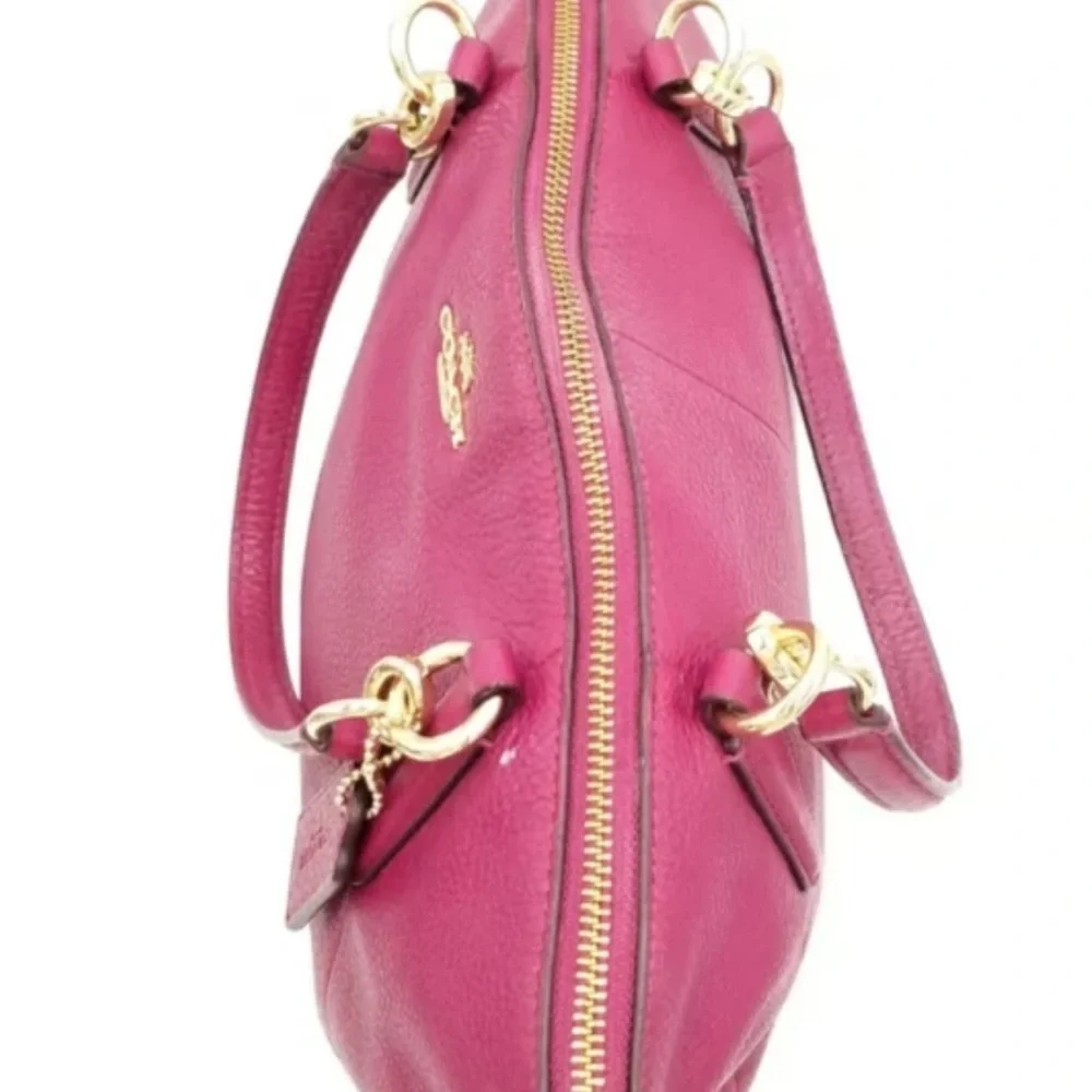 NEW COACH Authentic Kelsey Pink Pebbled Leather Bag